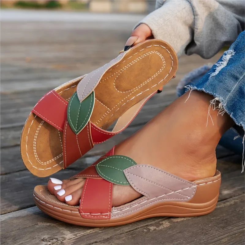 Paloma — Sandalias de Verano con Detalle Floral