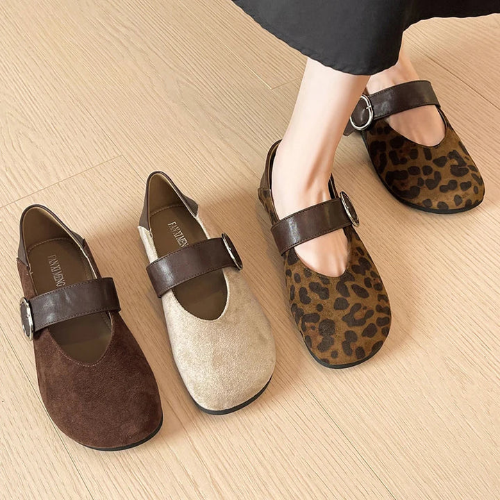 Victoria — Merceditas Leopardo con Hebilla