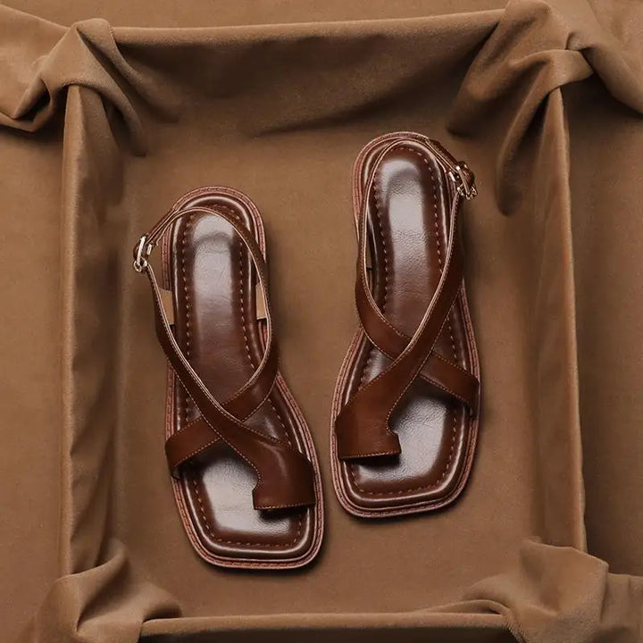 Inés — Sandalias Planas Estilo Francés