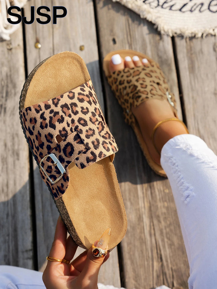 Lola — Sandalias Leopardo con Suela de Corcho