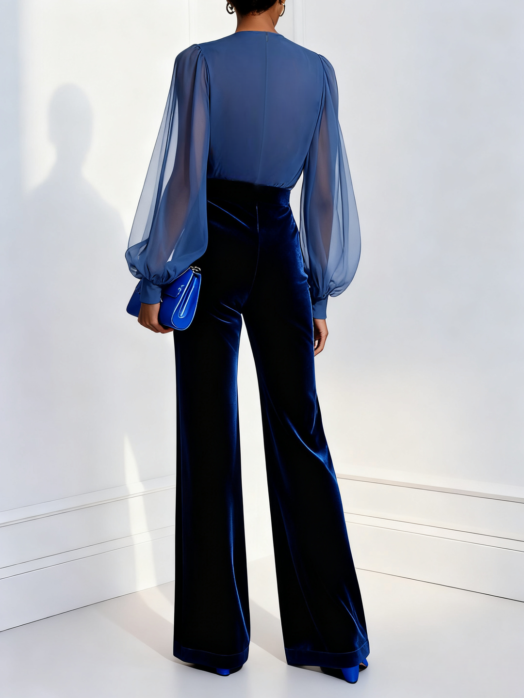 Maud™ || Elegante mono con escote en V
