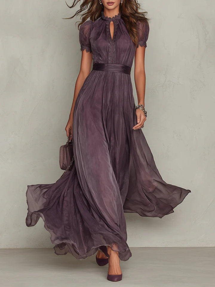Flavia | Sofisticado vestido maxi de gasa morada con abertura