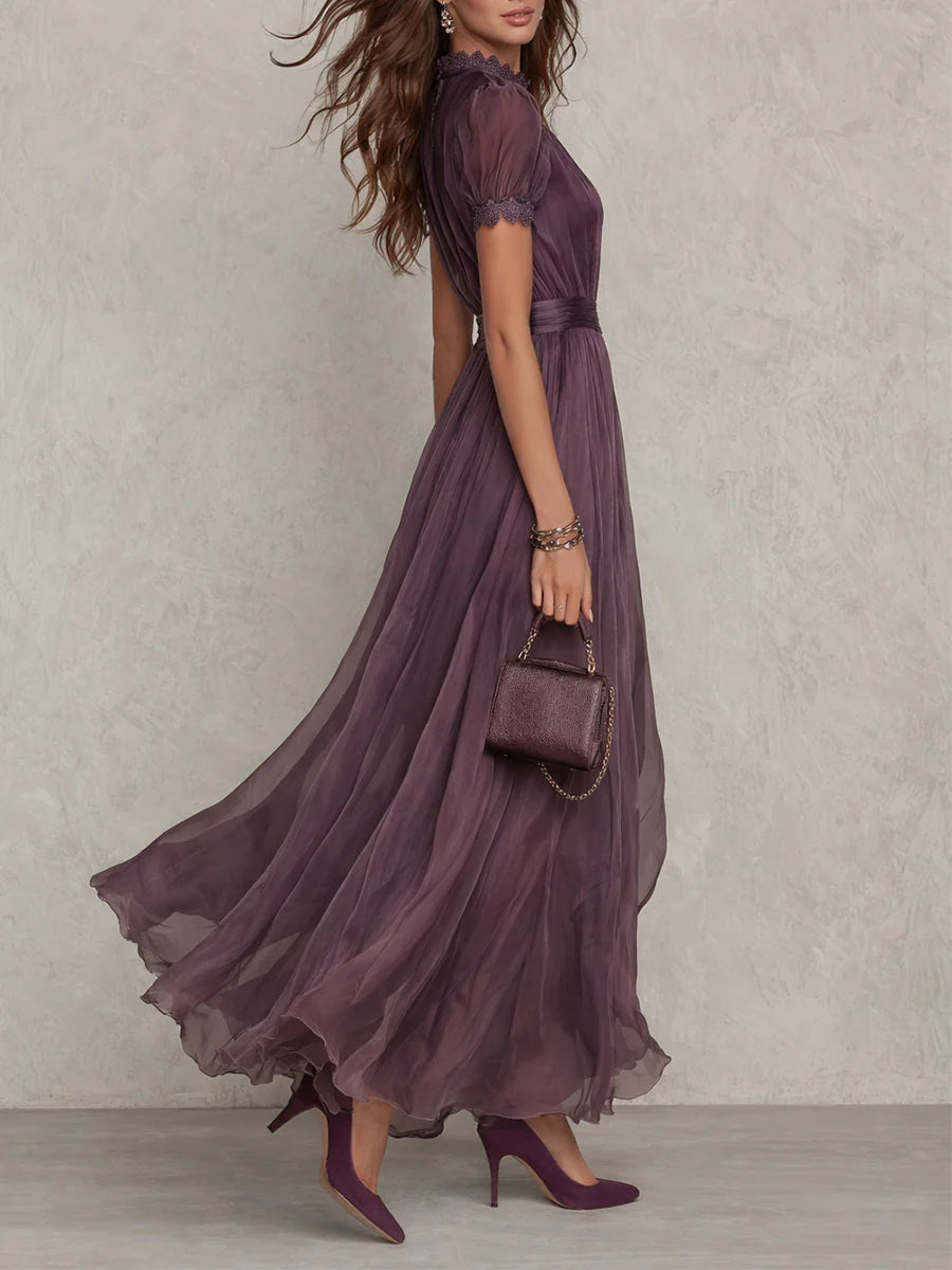 Flavia | Sofisticado vestido maxi de gasa morada con abertura