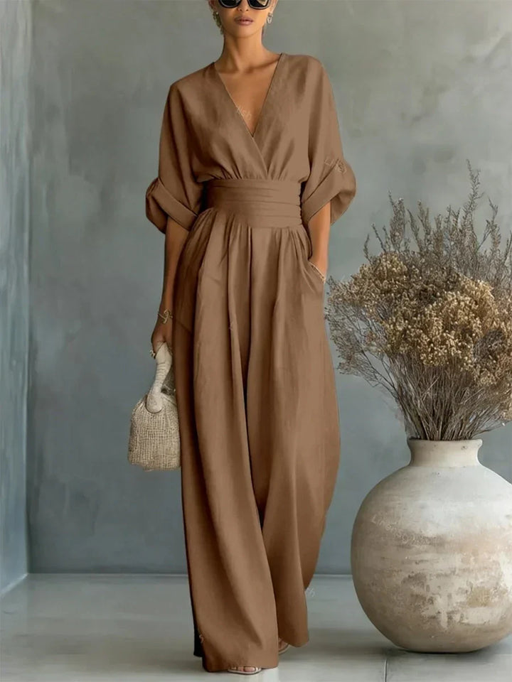 ESENCIAL - Mono Chic con Cuello en V y Cintura Alta