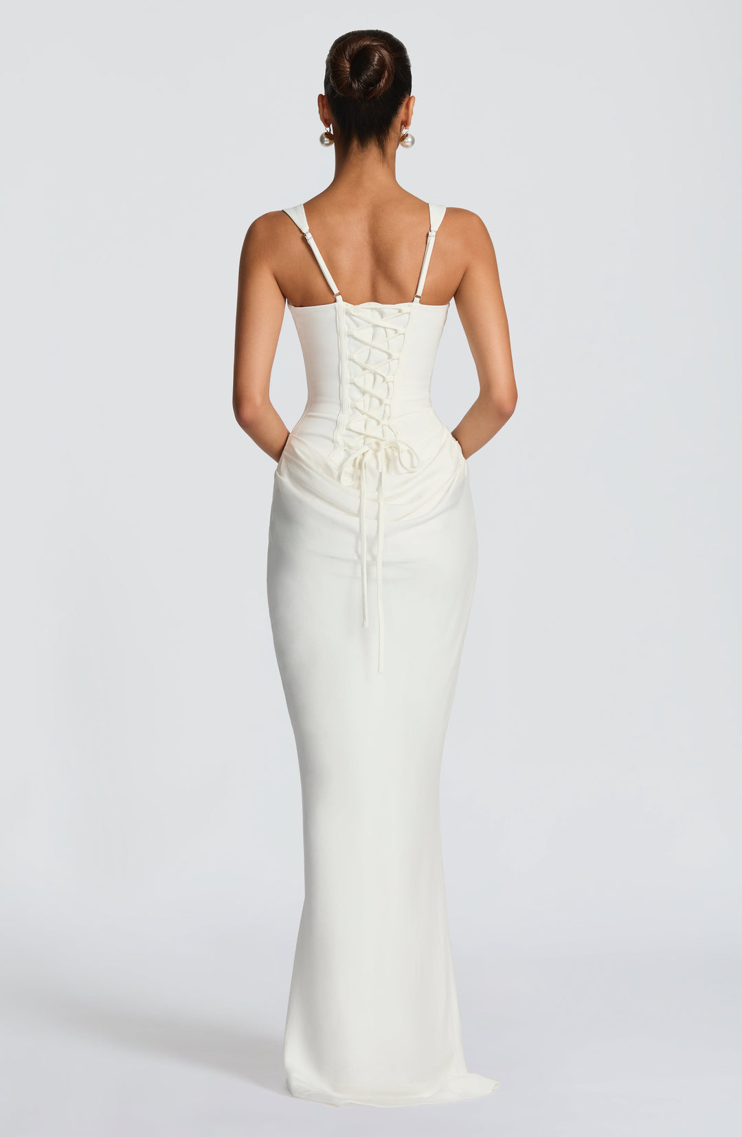 Luna · Vestido maxi con escote cuadrado