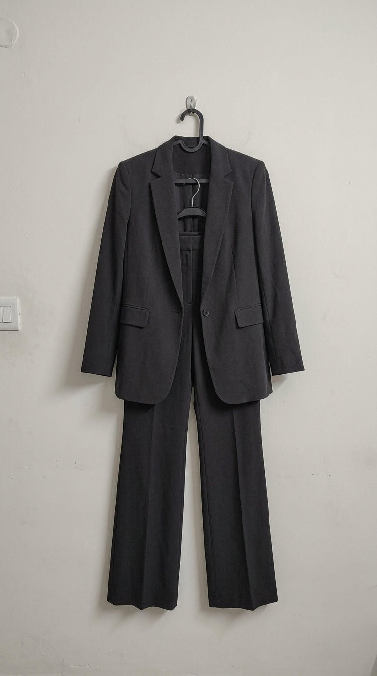 Vanessa™ | Conjunto de traje elegante con pantalones acampanados