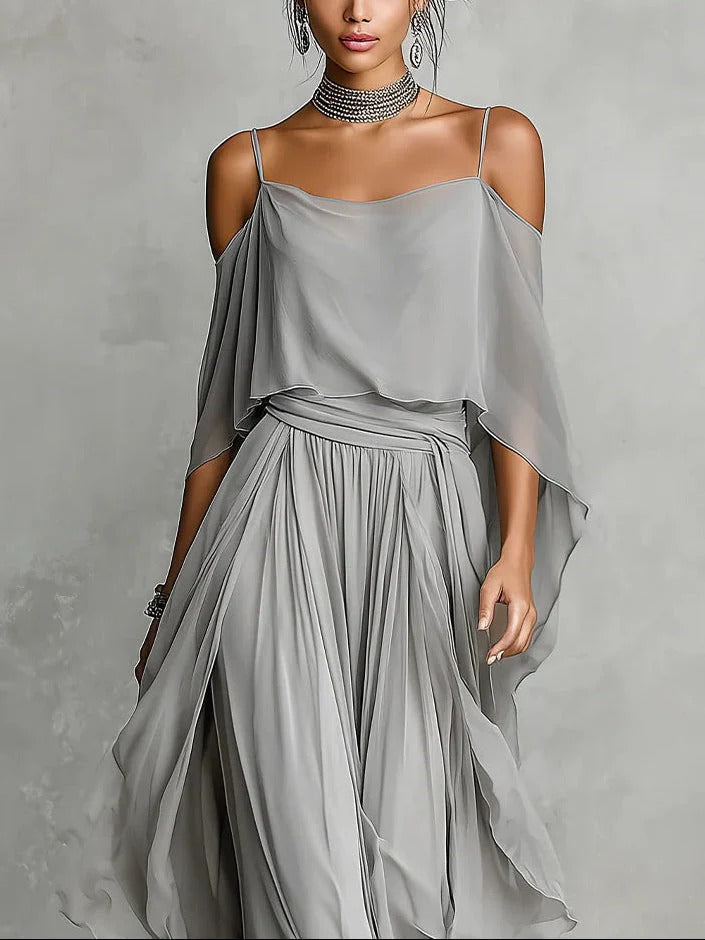 Isabela | Conjunto de fluido gris con top de tirantes espagueti y pantalones ligeros